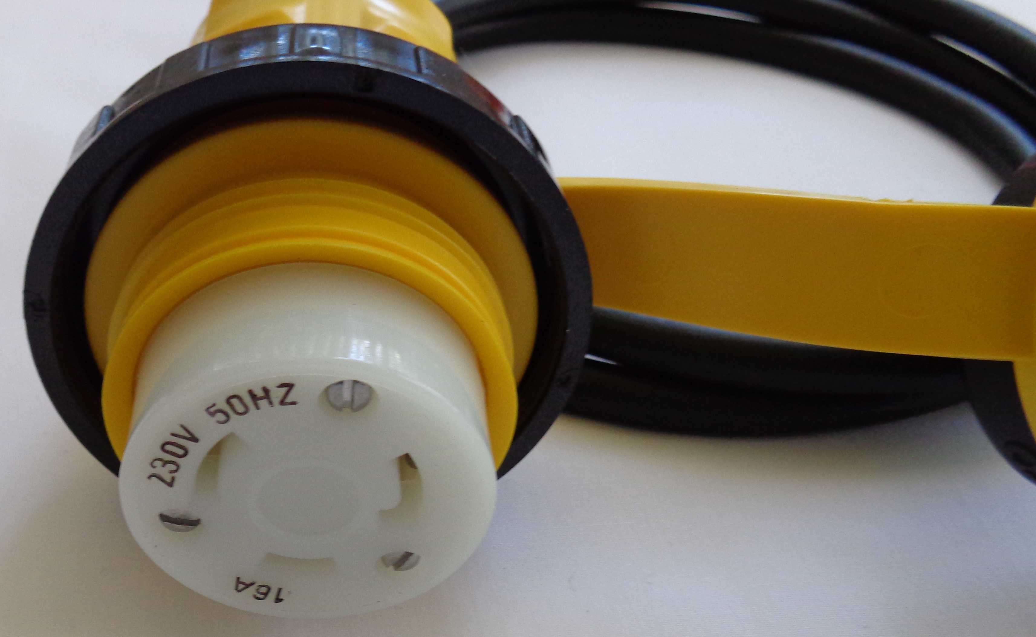 Marinco 16A Socket to Au Plug 20m 240V. Ship to Shore Extension Lead.